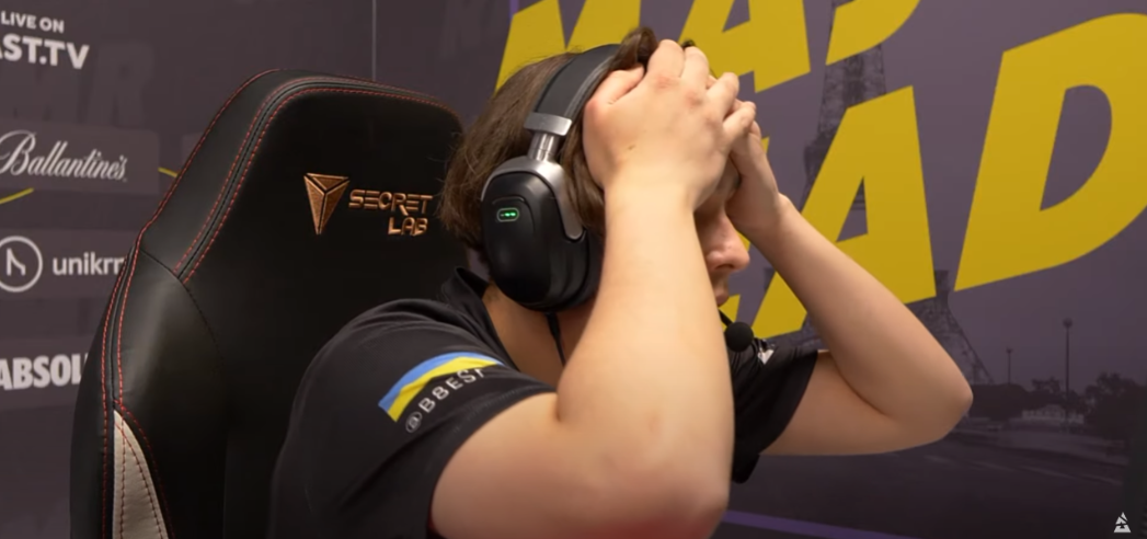The reaction of amster after the clutch by volt on Ancient