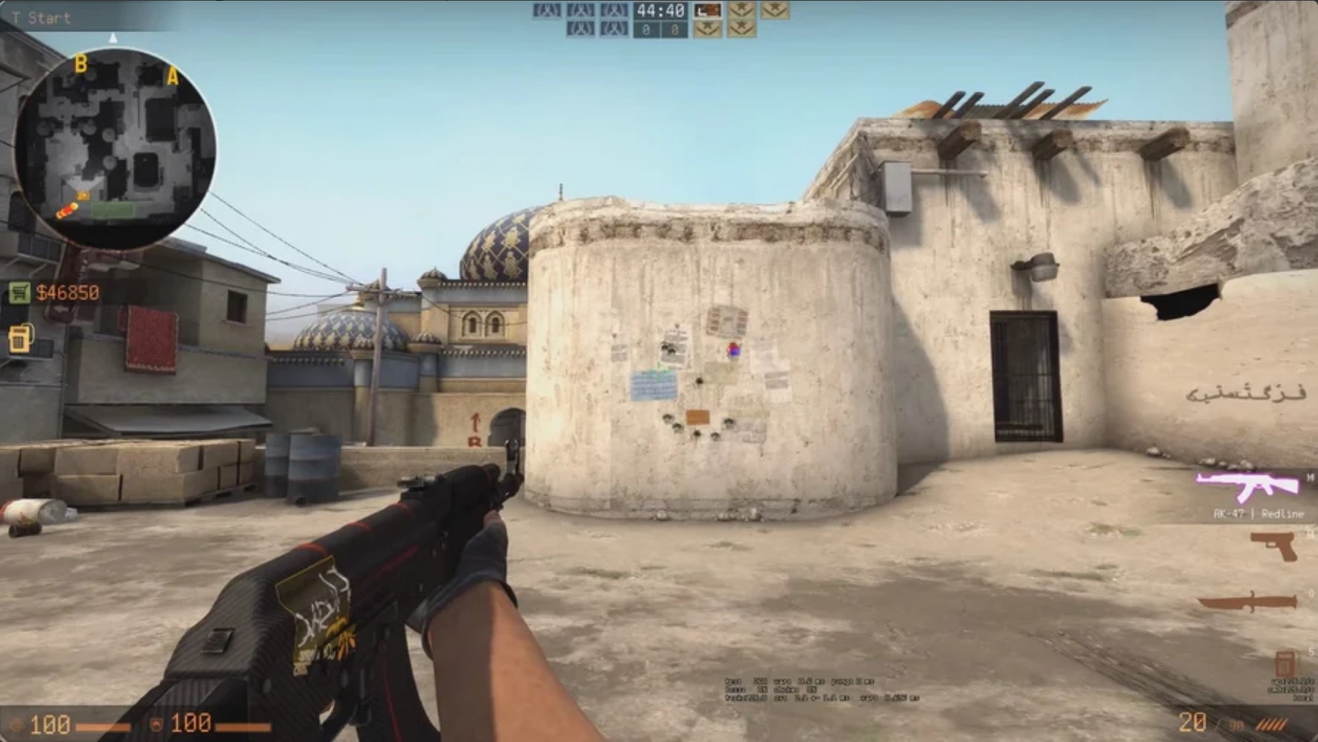 The effect of the bind to change hands in CS:GO