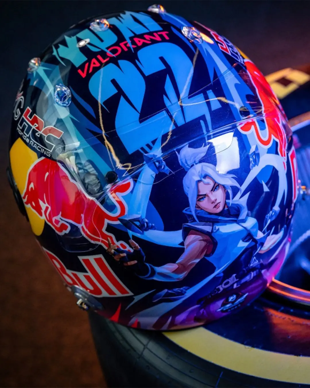 Valorant x F1 Helment