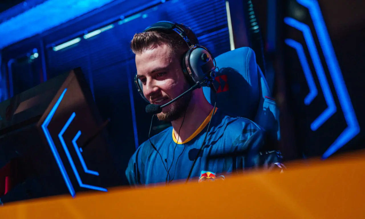  © This photo is copyrighted by Liquipedia