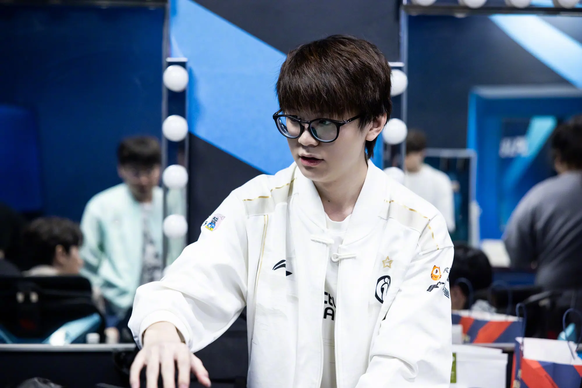 Image via Invictus Gaming