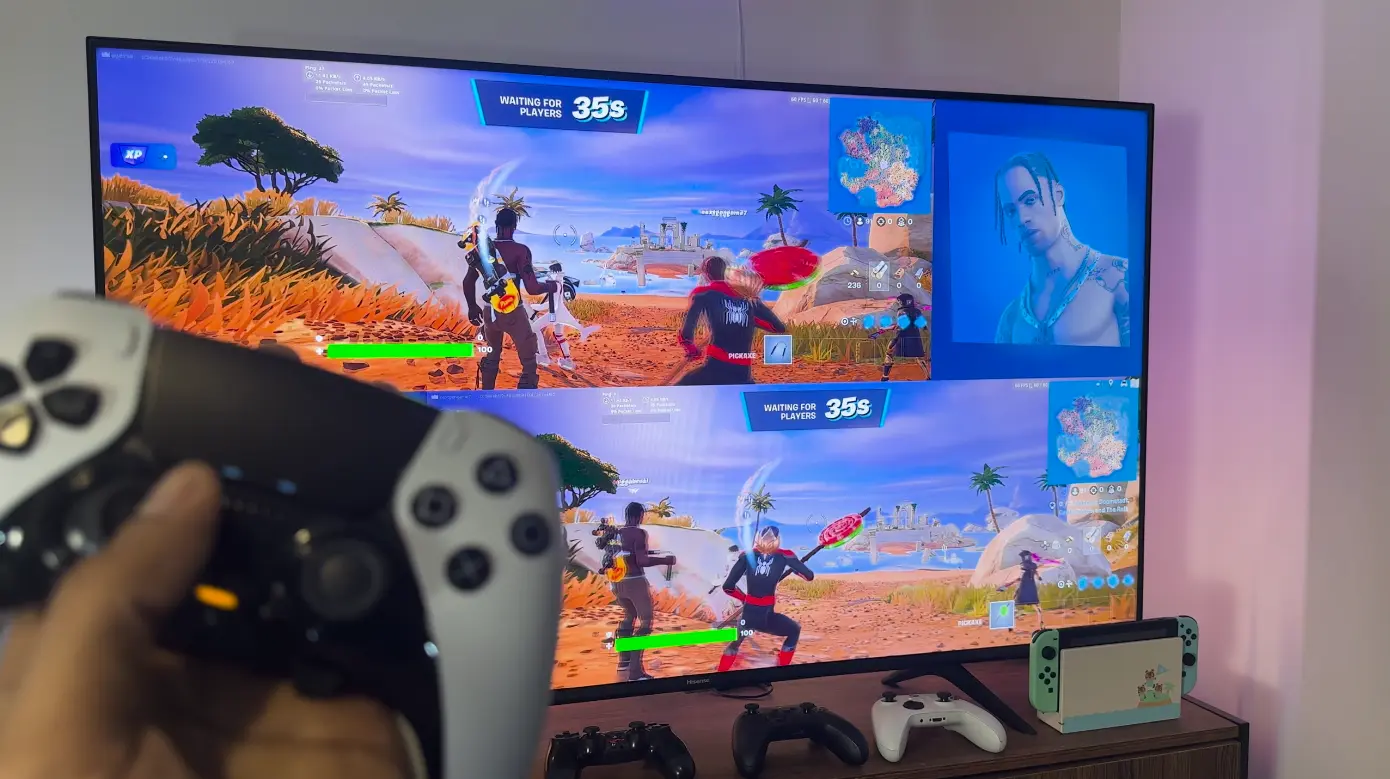 Fortnite gameplay in split screen mode on PS5 | Source: Doctor Glitch