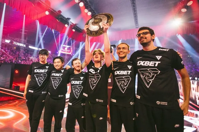 The International 2022
