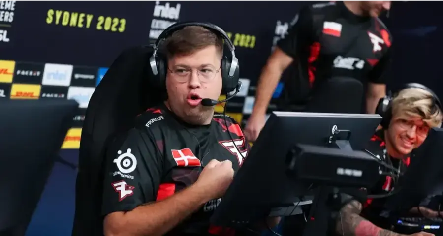 "We have no idea what's going on and we just need to keep enjoying ourselves" — karrigan on possible Twistzz team departure