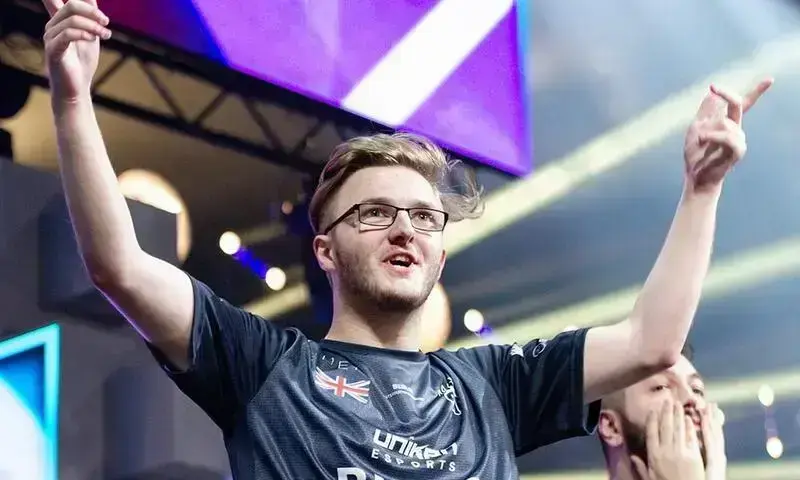 smooya harshly criticized allu when they played together on FPL