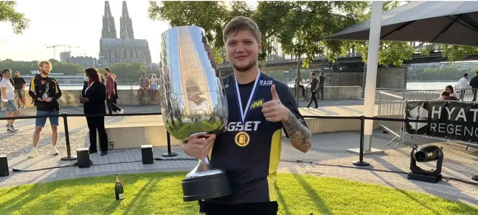 Is s1mple officially finished with his career?