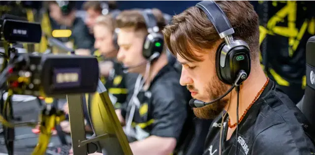 NAVI Triumphs Over Enterprise in PGL Major Copenhagen Qualifiers