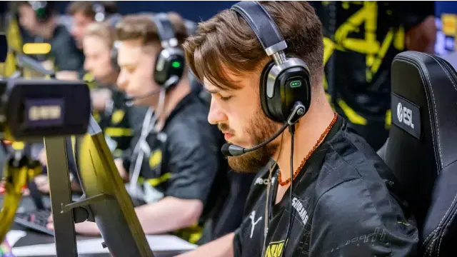 NAVI triomphe d'Enterprise dans les qualifications pour le PGL Major de Copenhague