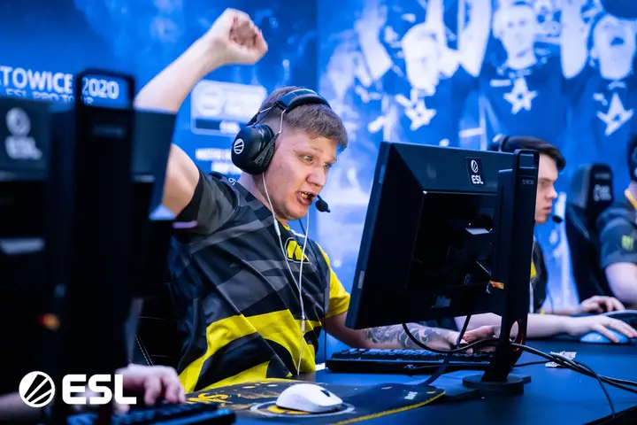 CEO NAVI revealed details of s1mple's transfer from Liquid