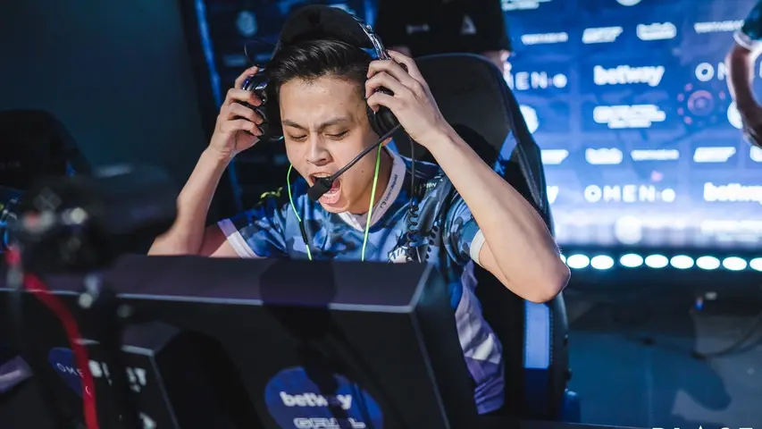 Stewie2K Steps Up as Stand-In for Legacy Amid Transition