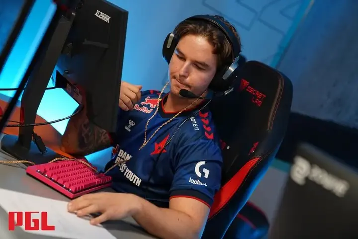 Device Reignites Passion for CS2 with Captaincy Role in Astralis