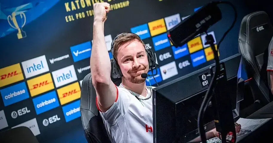 Dream Team of the IEM Katowice 2023 Group Stage: HooXi, CadiaN, Jks, and others