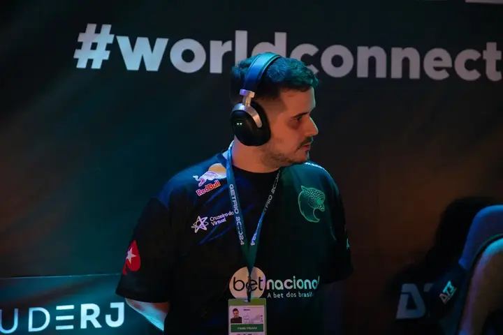 O atual treinador do MIBR fem RMN sobre a queda do FURIA fe e a ascensão dos Fluxo Demons