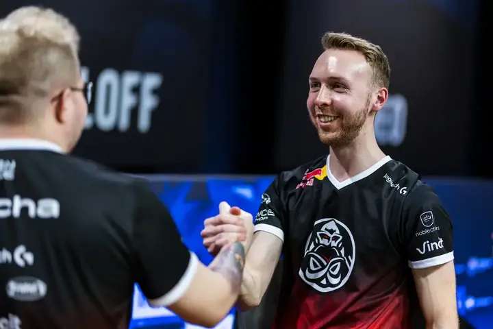 Gla1ve Discusses ENCE's Progress and Playoff Qualification in India