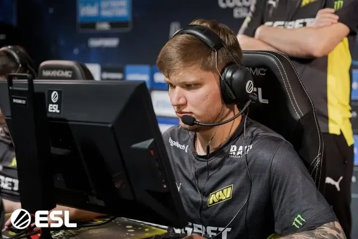 s1mple может получить блокировку на Faceit из-за передачи аккаунта