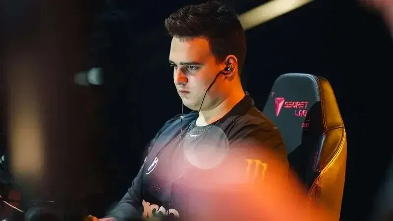 O jogador Doma deixa a FNATIC e torna-se um agente livre