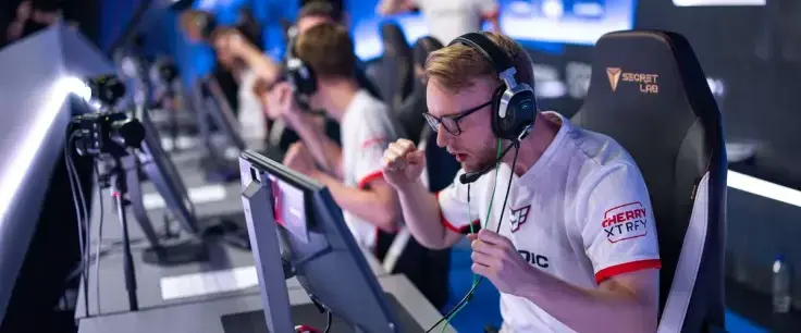 TeSeS admite seu erro na partida entre HEROIC e NiP na ESL Pro League S20