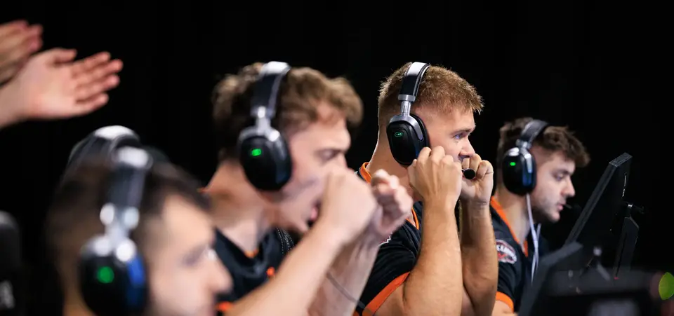 A Fnatic derrotou a Astralis no Grupo C da ESL Pro League S20 