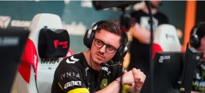 Vitality et Falcons démentent les rumeurs sur le transfert de apEX