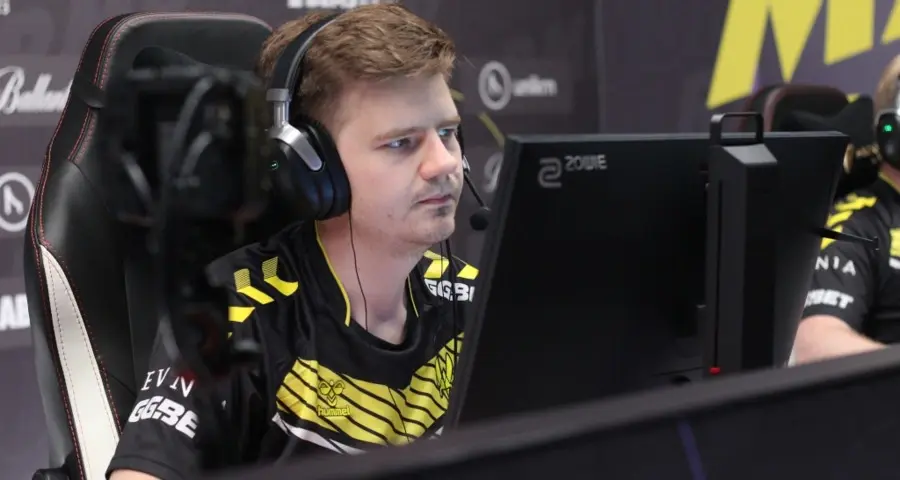 dupreeh criticized tournament organizers for the absence of medals for players - ESL and BLAST responded