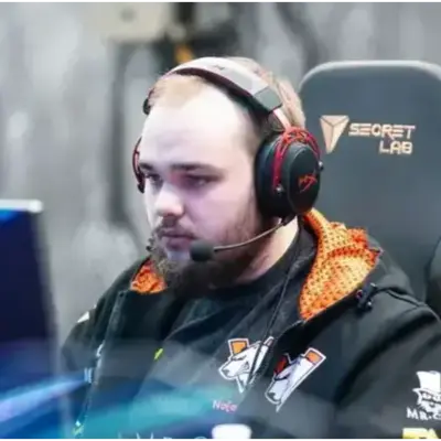 No[o]ne verlässt Cloud9