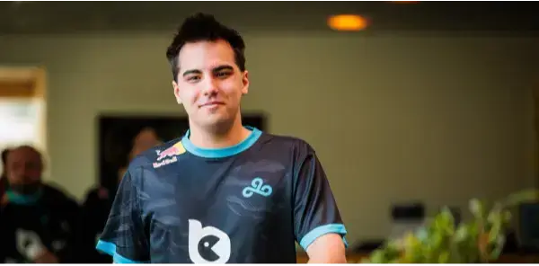 DM verlässt Cloud9