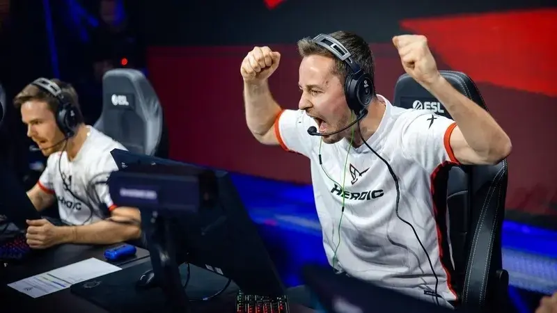 No sensation: Heroic defeated Rooster in their first match at ESL Pro League Season 18